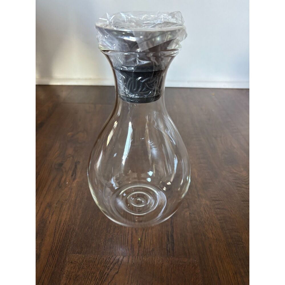54 Ounces Retro Borosilicate Glass Carafe Pitcher with Stainless Steel Lid-NIB